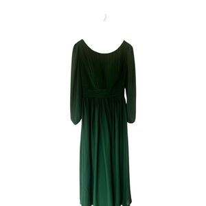 Weddings. Mother of the bride or groom. Elegant neckline and bishop sleeves. S 8